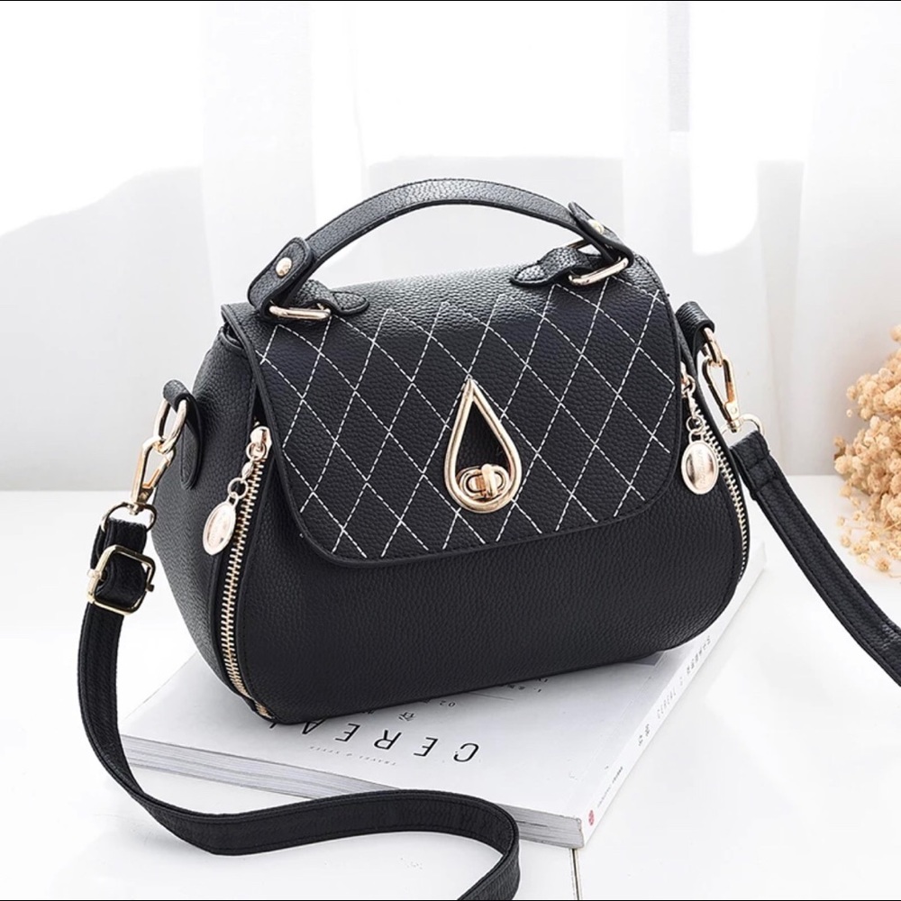 Women potable bags